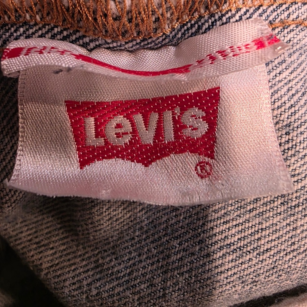 Levis 501 Mens 36x30 Light Wash Blue Denim Straight Leg Button Fly Jeans Vintage
